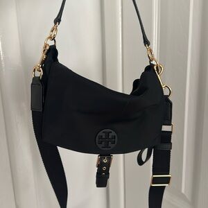 TORY BURCH nylon crossbody. EUC!